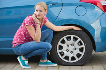 Preguntas frecuentes.  ¿Como cambiar un neumático pinchado? ¿Que neumáticos elegir? ¿Cuándo debo cambiar los neumáticos? 